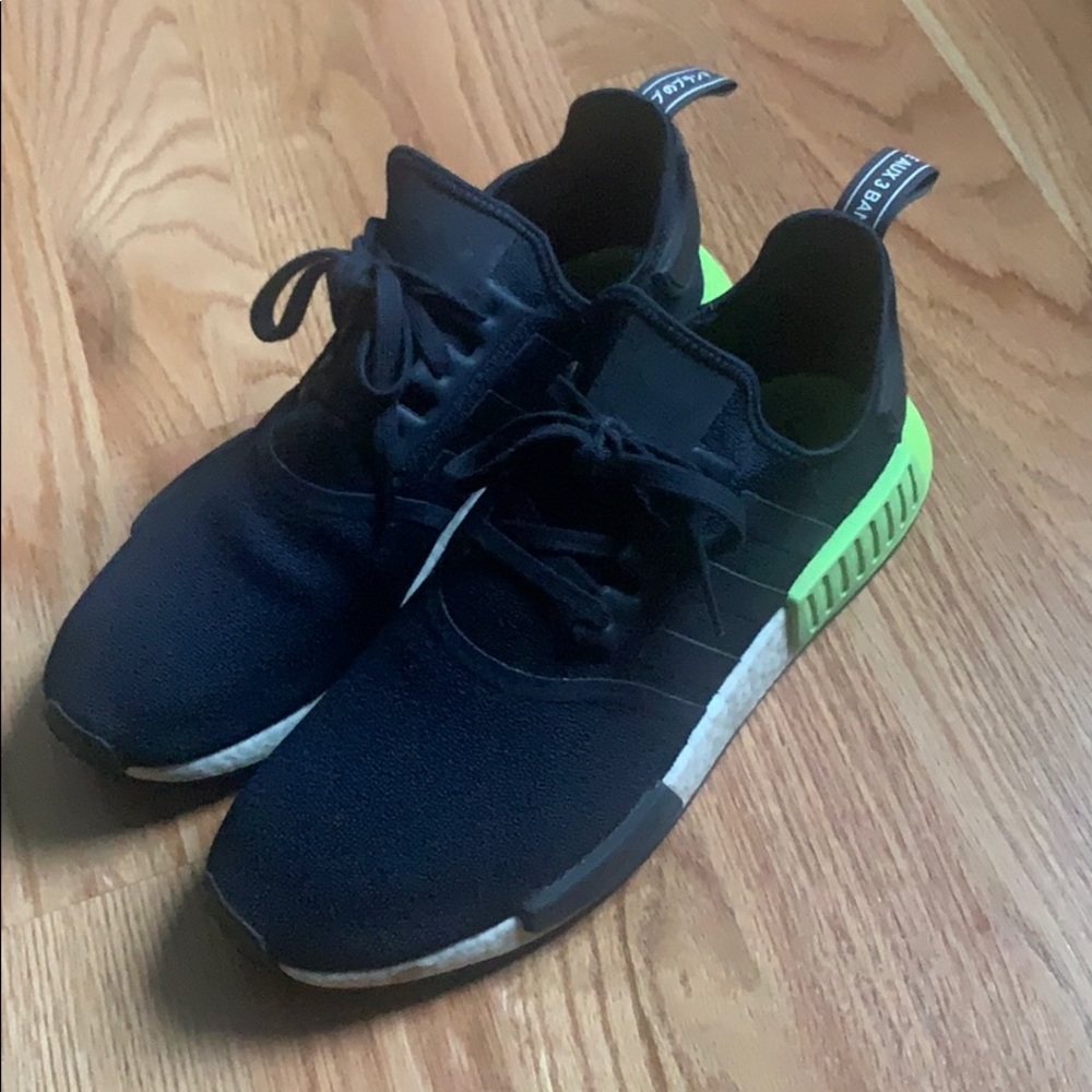 Adidas Boost nmd r1 navy with volt green